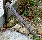 ←つっかえ棒で補強が必要になる