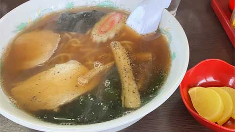 いしいや食堂のラーメン
