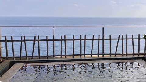 海が見える露天風呂