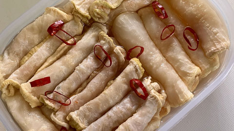 柚子巻き大根の甘酢漬け