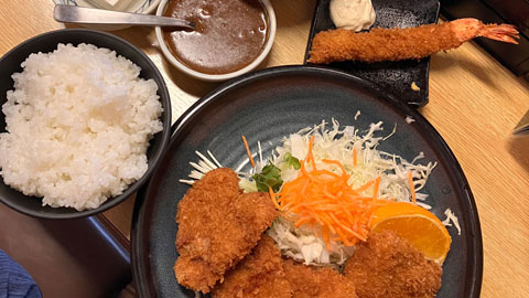 人参亭のヒレカツ定食ほか